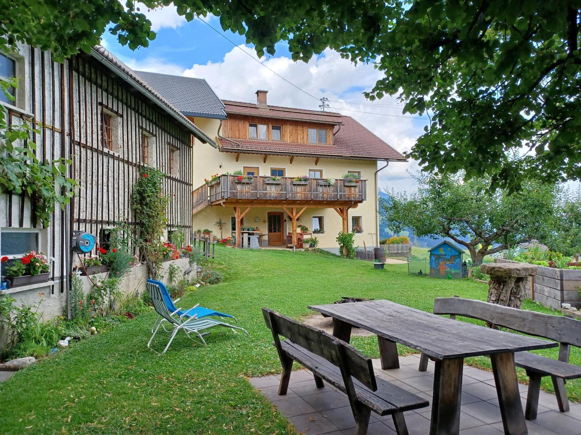 Entschleunigungshof Huberbauer Apartment Kotschach-Mauthen Exterior foto